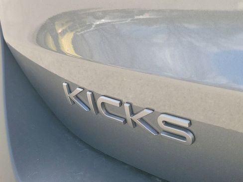 New 2026 Nissan Kicks SV w/ Charging Package FWD image 7