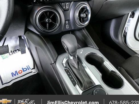 Certified 2025 Chevrolet Blazer LT FWD image 16