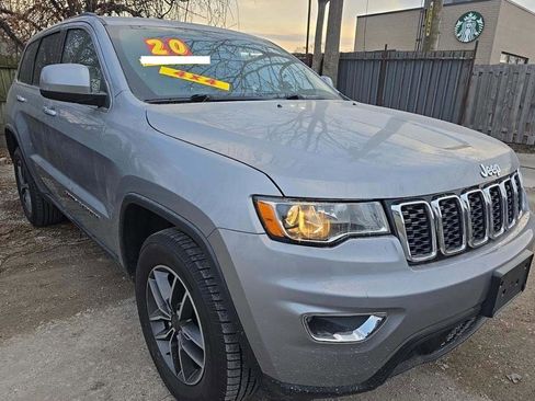 Used 2020 Jeep Grand Cherokee Laredo w/ 18" Wheel & 8.4" Radio Group AWD/4WD image 18