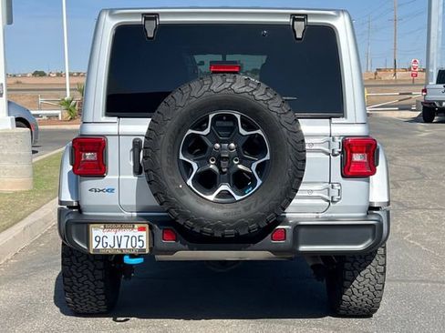 Used 2023 Jeep Wrangler Unlimited Rubicon 4xe image 4