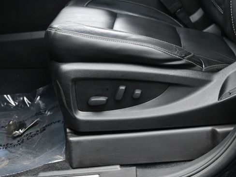 Used 2020 Chevrolet Tahoe LT w/ Luxury Package image 11