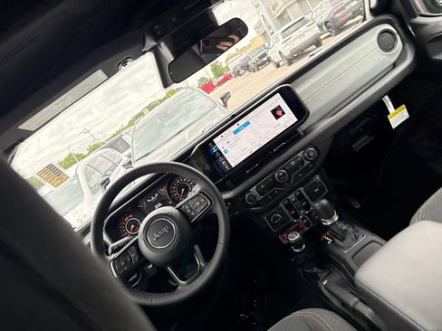 New 2026 Jeep Wrangler Unlimited Sport AWD/4WD image 19