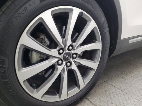 Used 2019 Lincoln Nautilus Select w/ Class II Trailer Tow Package image 31