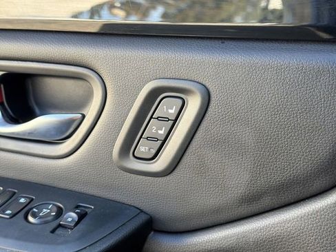 Used 2023 Honda Pilot EX-L image 39
