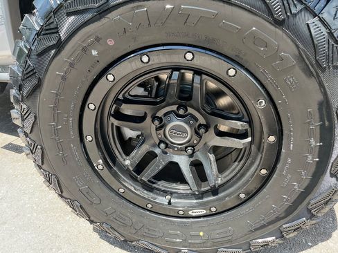 Used 2018 Jeep Wrangler Unlimited Sport S AWD/4WD image 38