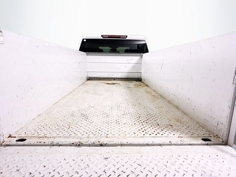 Used 2024 Chevrolet Silverado 2500 LT w/ Convenience Package image 34