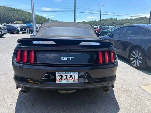 Used 2017 Ford Mustang GT Premium RWD image 5