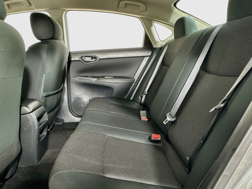 Used 2019 Nissan Sentra S FWD image 10