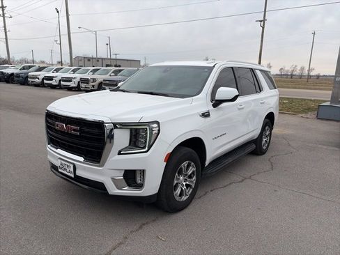Used 2021 GMC Yukon SLE image 2