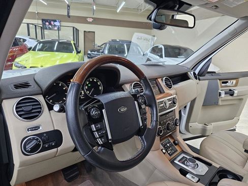 Used 2016 Land Rover LR4 HSE image 20