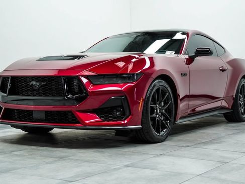 Used 2025 Ford Mustang GT w/ Mustang Nite Pony Package RWD image 7