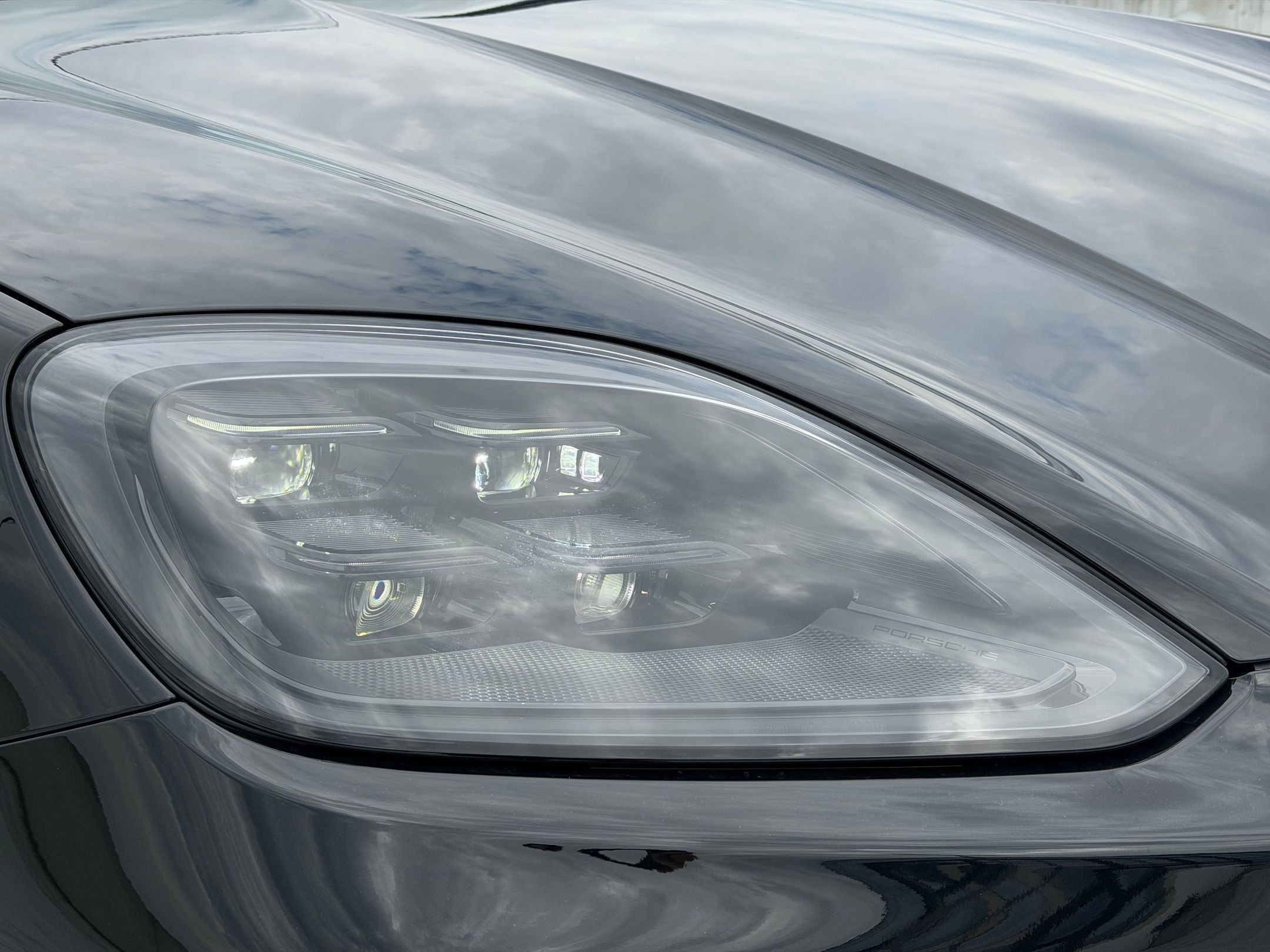Certified 2026 Porsche Cayenne AWD/4WD image 12