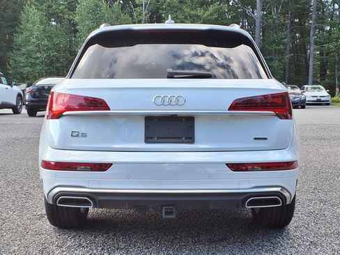 Used 2025 Audi Q5 e Premium Plus w/ Premium Plus Package image 5