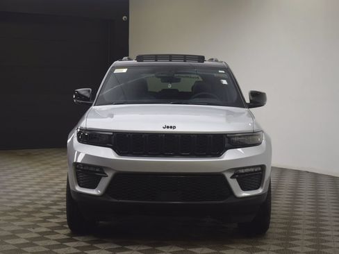 New 2025 Jeep Grand Cherokee Limited AWD/4WD image 2