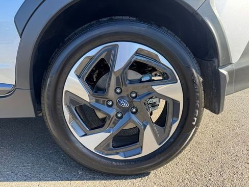 Used 2025 Subaru Crosstrek 2.5i Limited w/ Crosstrek Mirror Package image 21