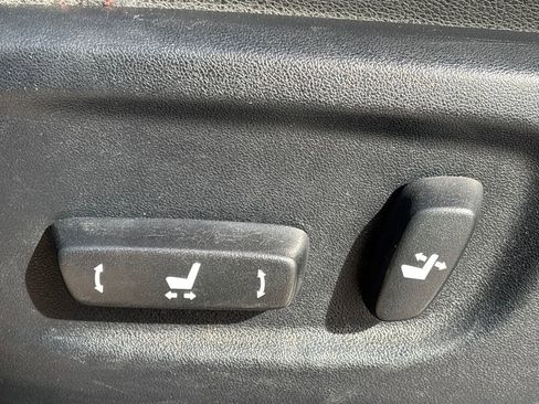 Used 2019 Toyota 4Runner TRD Off-Road Premium image 8