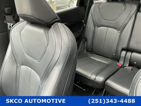 Used 2023 INFINITI QX60 Luxe w/ Performance Audio Package FWD image 27