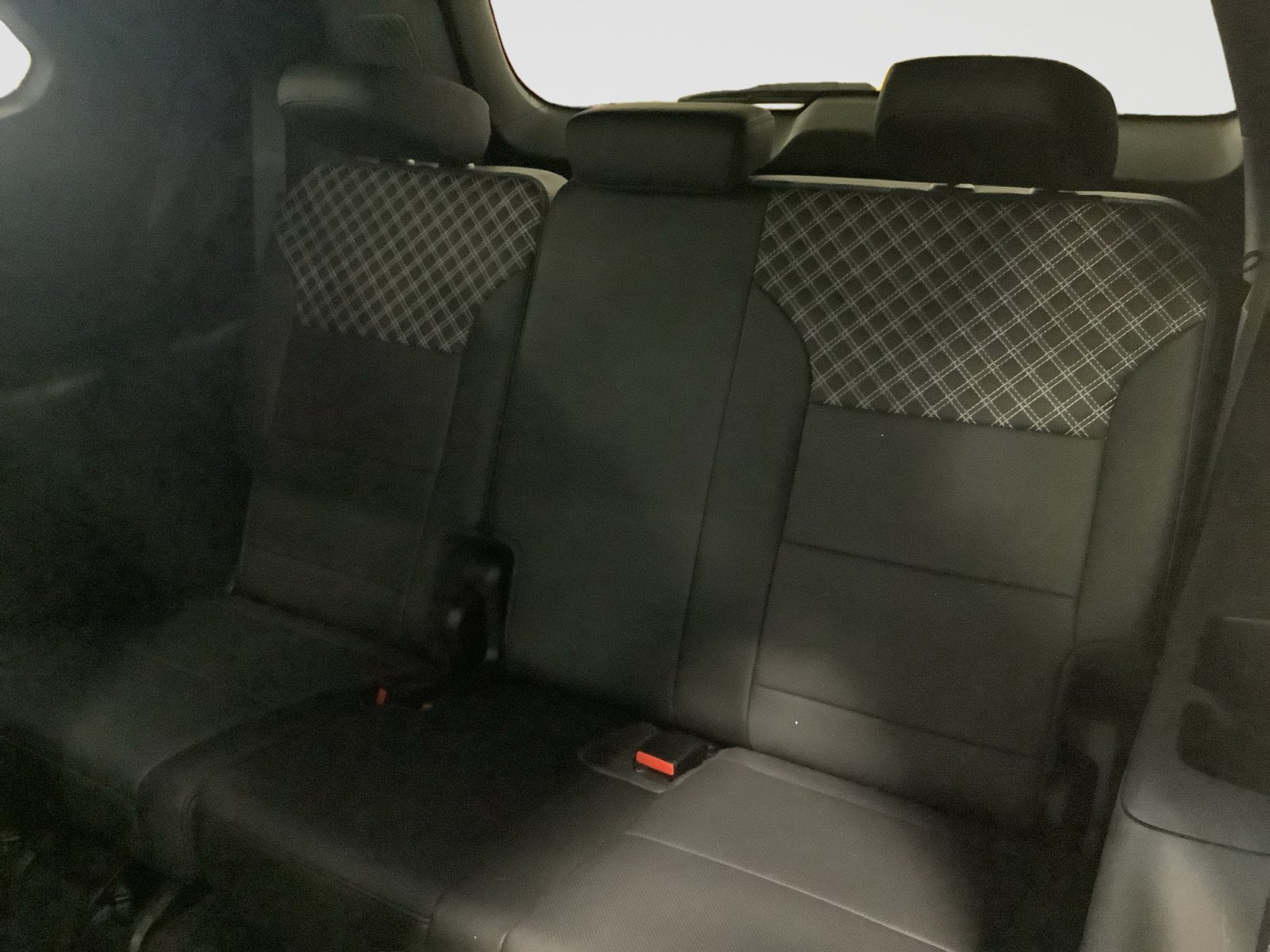Used 2024 GMC Acadia Denali w/ Super Cruise Package FWD image 18