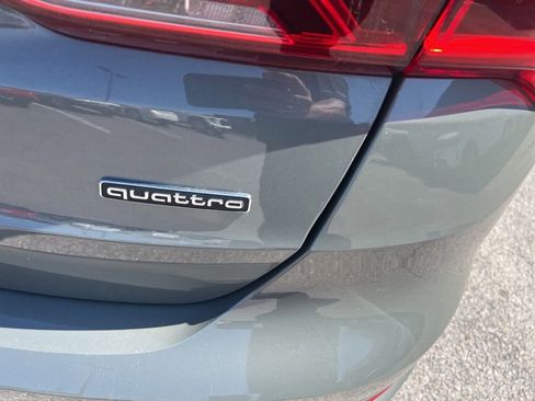 Used 2024 Audi Q3 2.0T Premium image 33