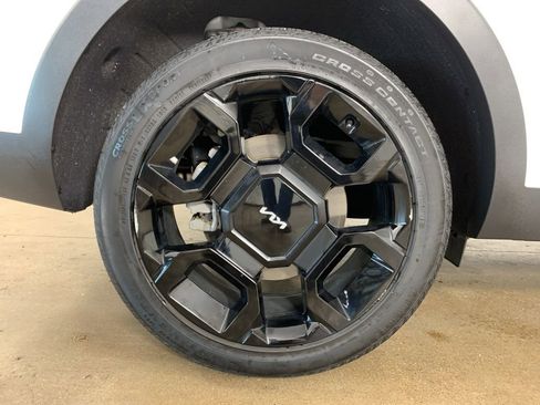 Used 2024 Kia Sorento SX AWD/4WD image 42