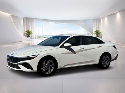 New 2026 Hyundai Elantra Limited image 2
