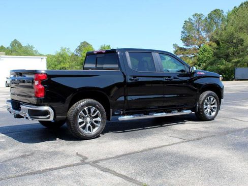 New 2025 Chevrolet Silverado 1500 LT image 7