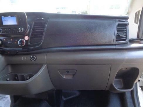 Used 2022 Ford Transit 250 Medium Roof image 20