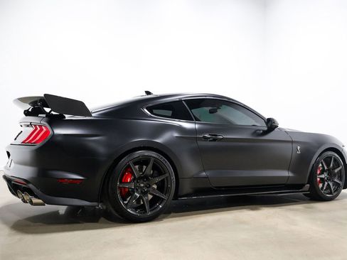 Used 2022 Ford Mustang Shelby GT500 w/ Carbon Fiber Track Pack image 63