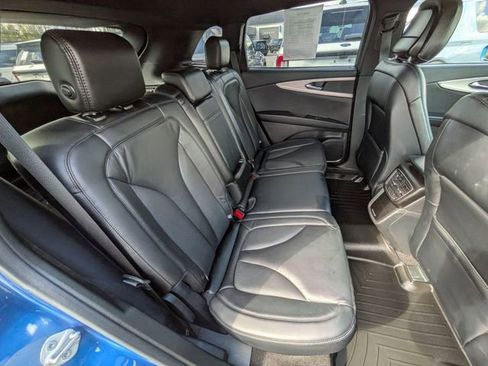 Used 2020 Lincoln Nautilus Premier w/ Equipment Group 101A AWD/4WD image 18