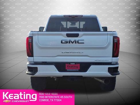 Used 2024 GMC Sierra 2500 Denali Ultimate AWD/4WD image 7