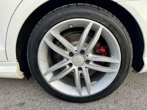 Used 2013 Mercedes-Benz C 250 Sedan image 28