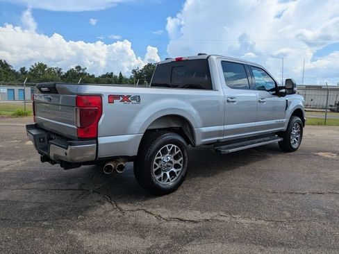 Used 2022 Ford F250 Lariat w/ Lariat Value Package AWD/4WD image 4