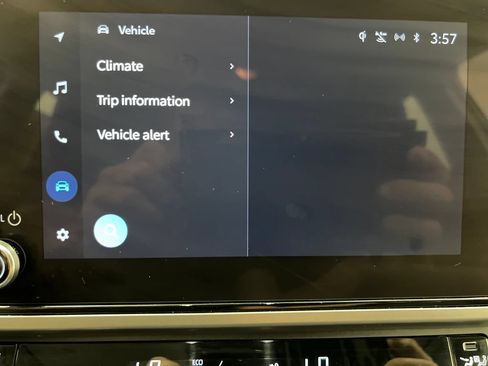 Used 2025 Toyota Camry LE FWD image 56