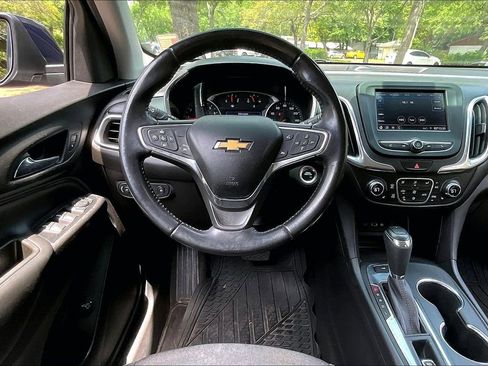 Used 2020 Chevrolet Equinox LT FWD image 8