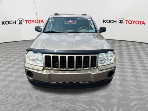 Used 2005 Jeep Grand Cherokee Laredo AWD/4WD image 2
