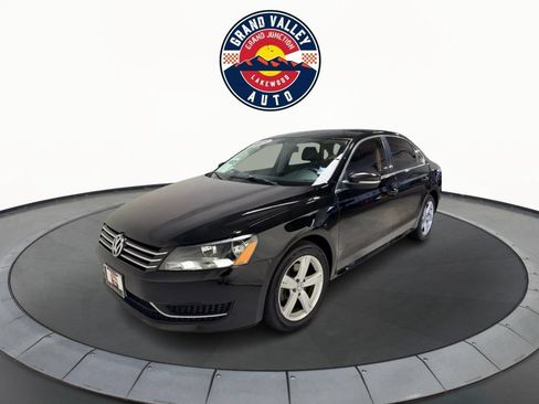 Used 2015 Volkswagen Passat 1.8T SE FWD image 2