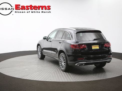 Used 2022 Mercedes-Benz GLC 300 4MATIC w/ AMG Line image 36