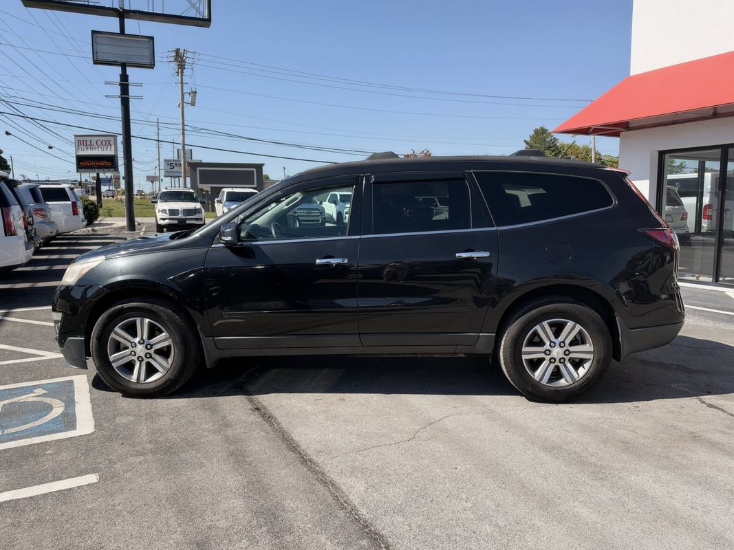 Used 2015 Chevrolet Traverse LT FWD image 3