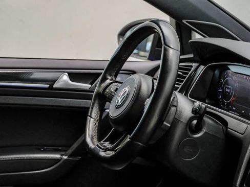 Used 2019 Volkswagen Golf R 4-Door AWD/4WD image 14