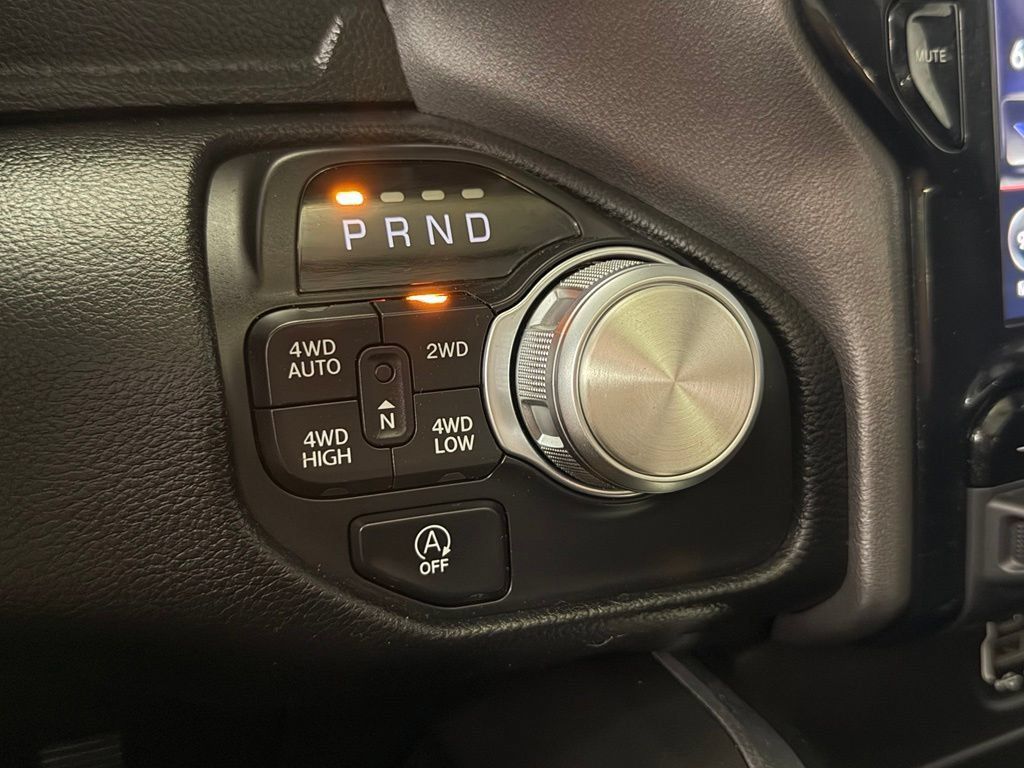 Used 2021 RAM 1500 Laramie w/ Sport Appearance Package AWD/4WD image 25
