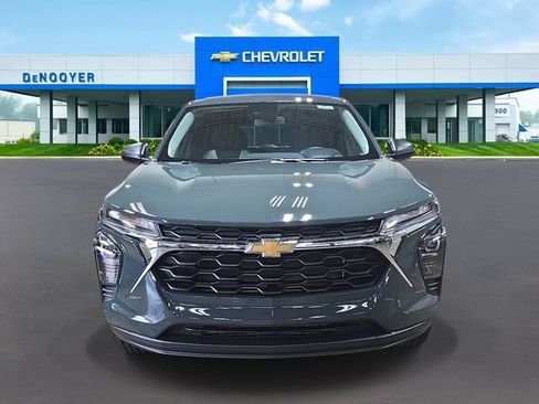 New 2026 Chevrolet Trax LS FWD image 3