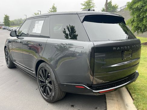 Used 2024 Land Rover Range Rover Autobiography AWD/4WD image 5