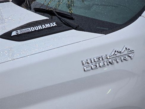 Used 2020 Chevrolet Silverado 3500 High Country w/ Technology Package image 10