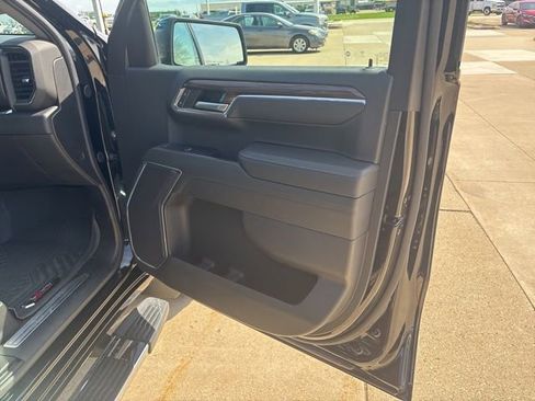 Used 2024 Chevrolet Silverado 1500 RST image 24