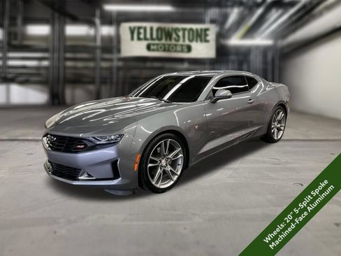 Used 2020 Chevrolet Camaro LT w/ RS Package RWD image 8