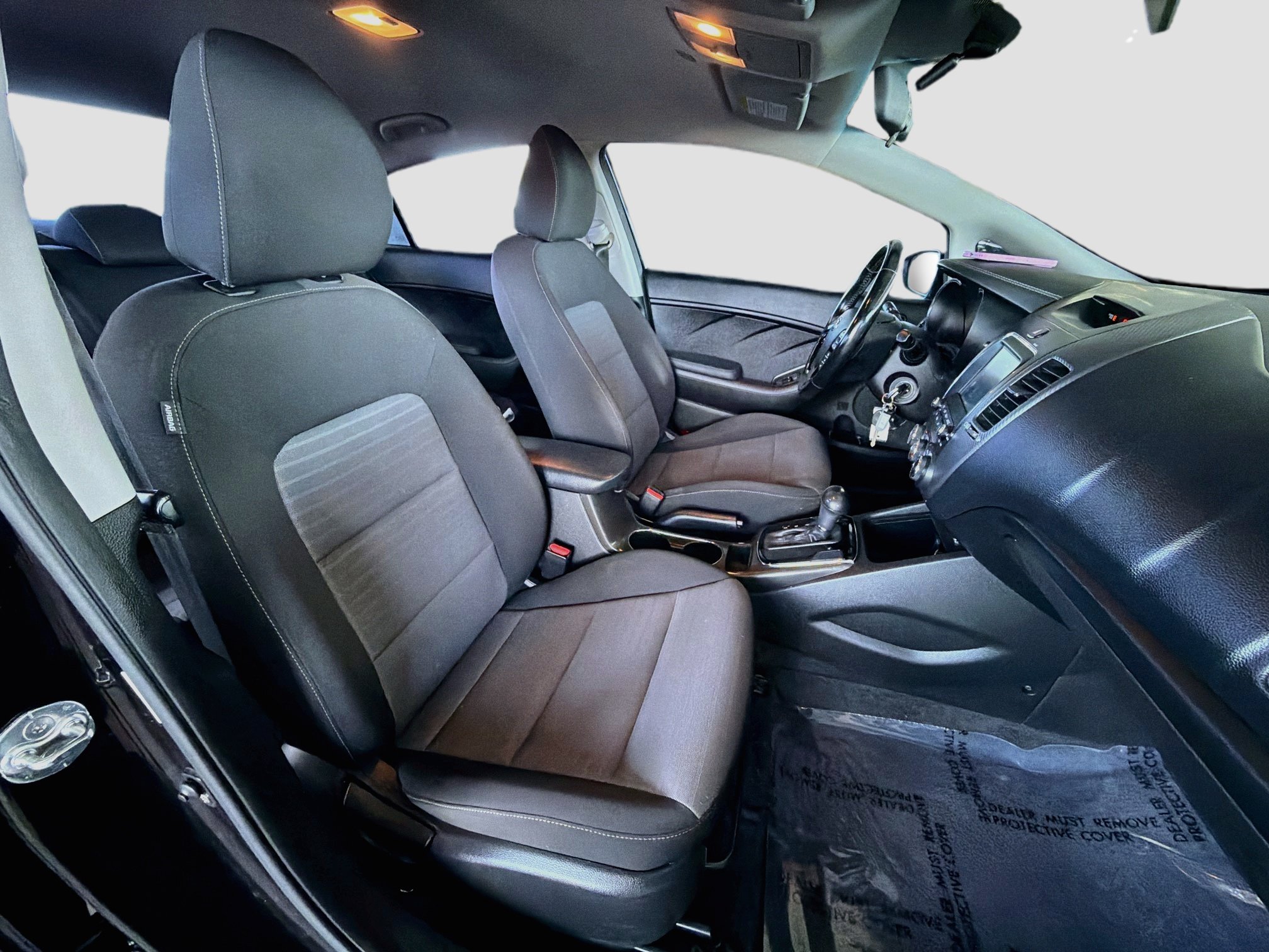 Used 2018 Kia Forte S FWD image 29