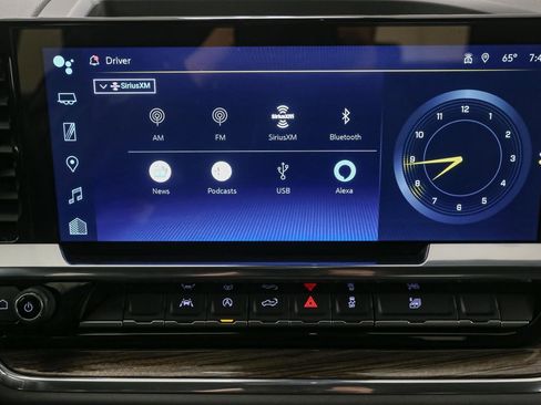 Used 2024 Chevrolet Silverado 1500 LT image 28