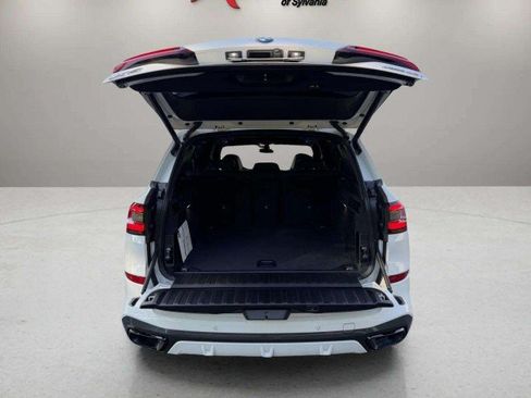 Used 2022 BMW X5 xDrive40i w/ M Sport Package AWD/4WD image 34
