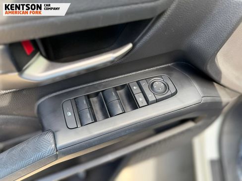 Used 2026 Toyota Tacoma TRD Off-Road AWD/4WD image 17