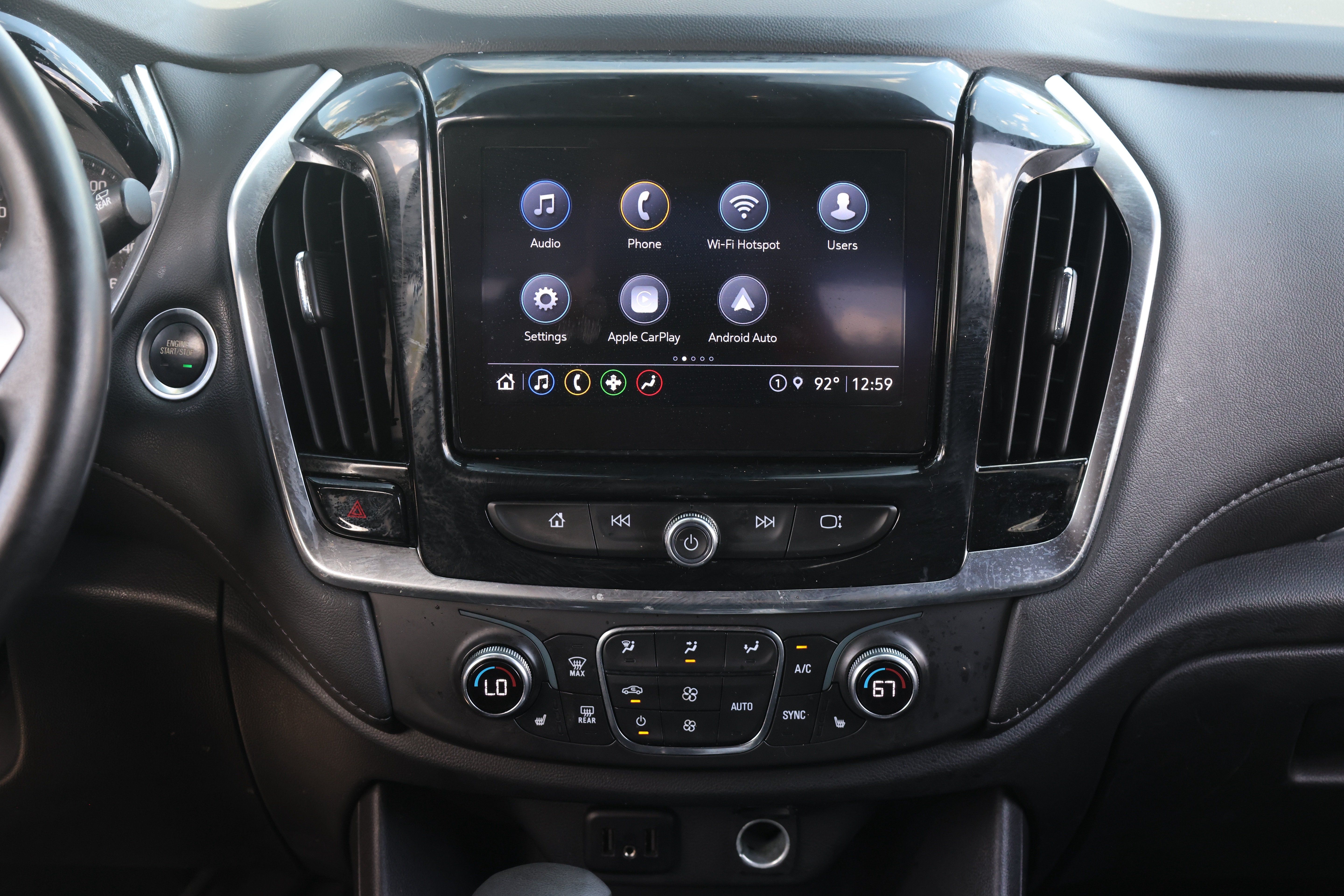 Used 2023 Chevrolet Traverse LT FWD image 8